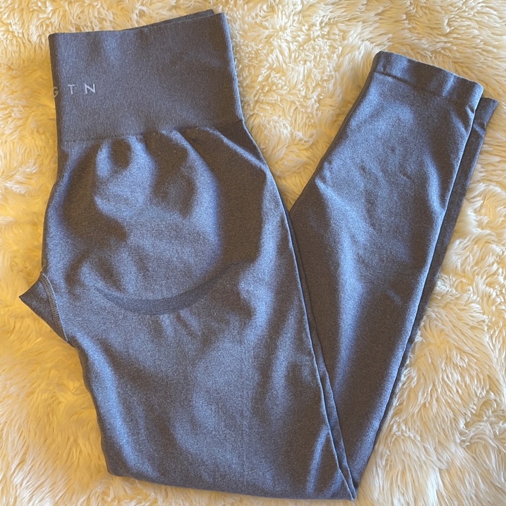 NVGTN Grey Contour Seamless Leggings
